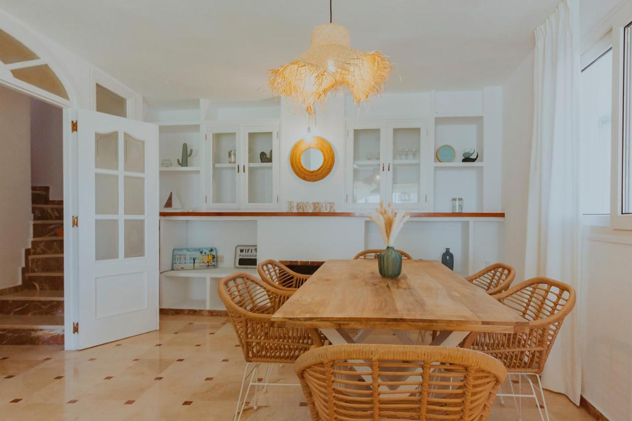 Apartamento Con Gran Terraza Junto A La Playa 토레몰리노스 외부 사진