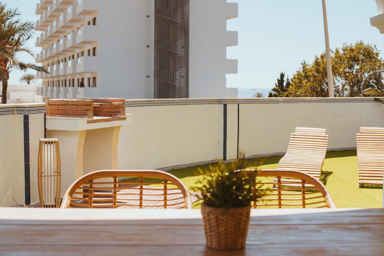 Apartamento Con Gran Terraza Junto A La Playa 토레몰리노스 외부 사진